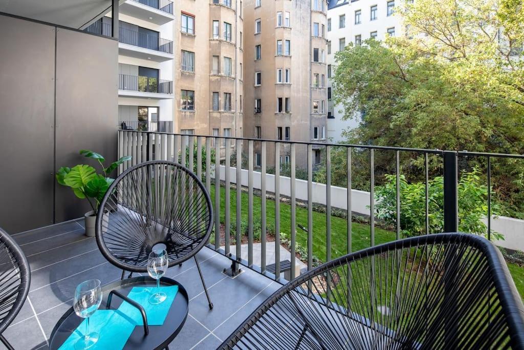 Marone 209 ~ Ac/balcony/indoor Parking Budapesta