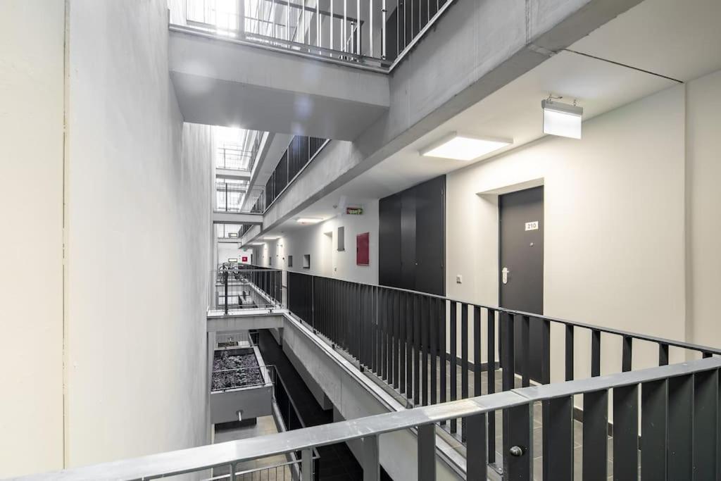 Marone 209 ~ Ac/balcony/indoor Parking Apartament