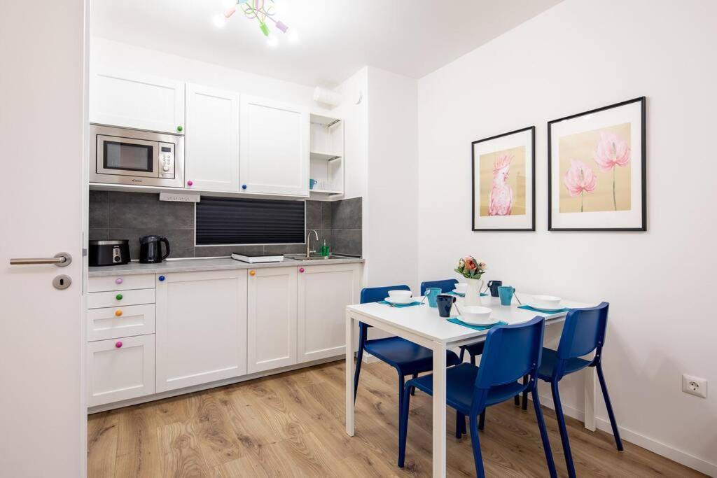 Marone 209 ~ Ac/balcony/indoor Parking Apartament Budapesta